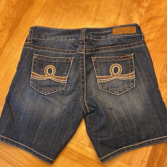 Seven 7 jean shorts long length size 6 - Picture 3 of 8
